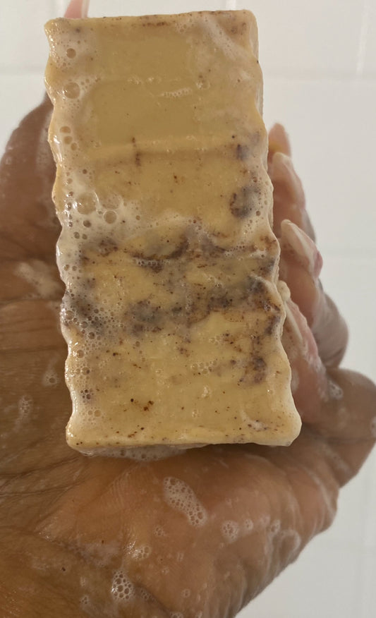 Cinnamon swirl natural luxe body bar